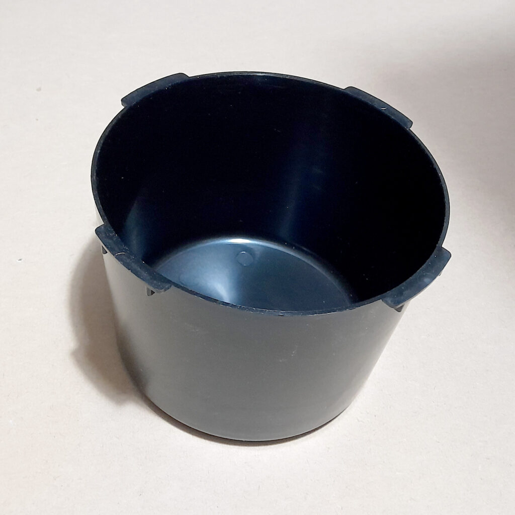 Mission 6' Bait Bucket to fit Oceans 6" Hatch