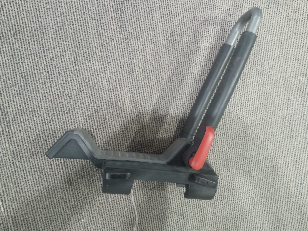 Single Yakima JayLow Kayak Carrier